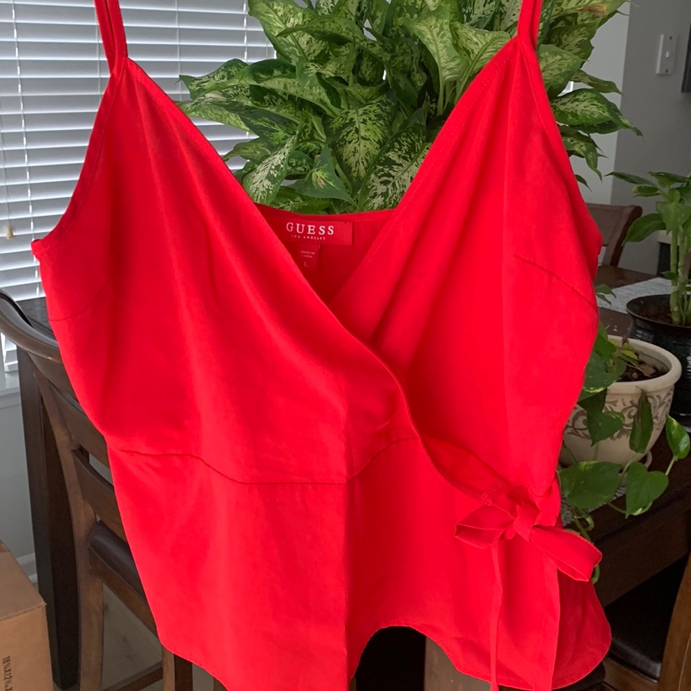Guess sexy peplum top